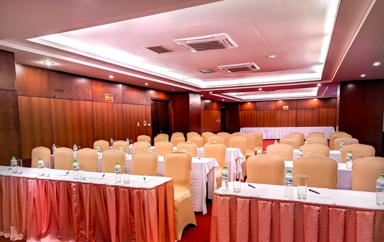 Muong Thanh Grand Xa La Hotel Hanoï Extérieur photo