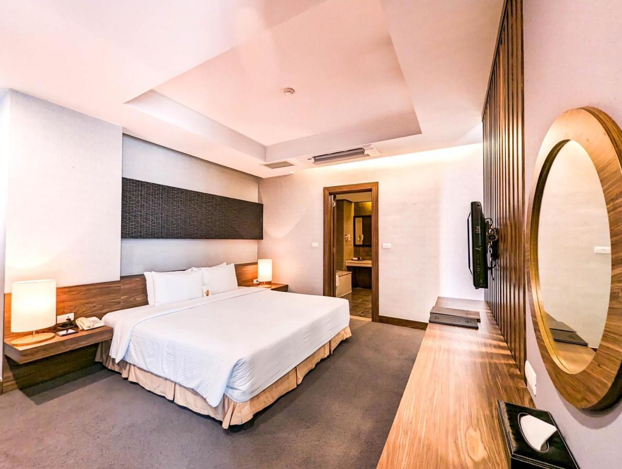 Muong Thanh Grand Xa La Hotel Hanoï Extérieur photo