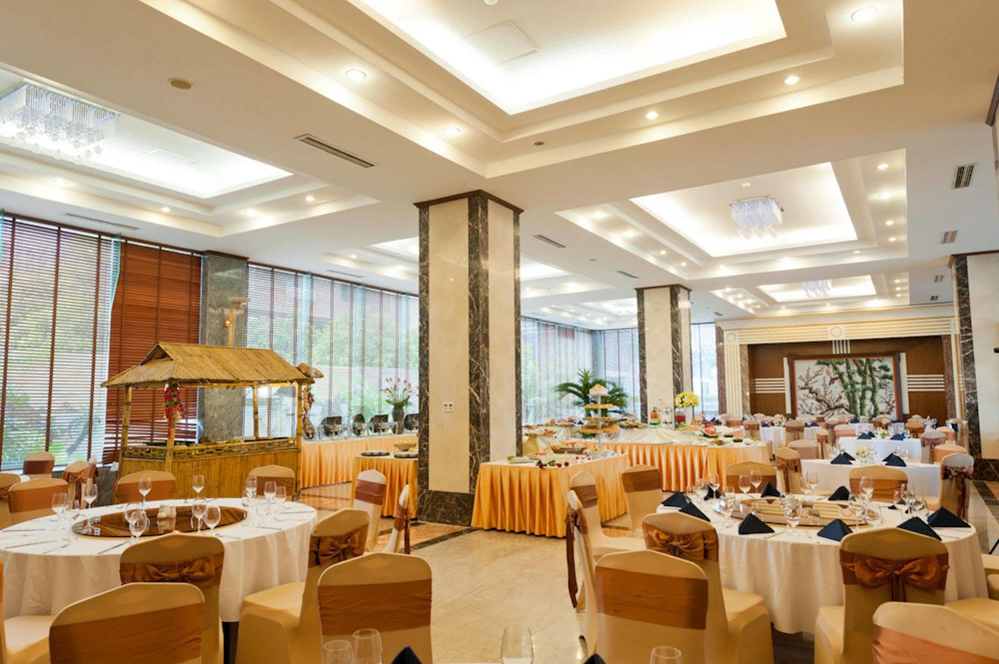 Muong Thanh Grand Xa La Hotel Hanoï Extérieur photo